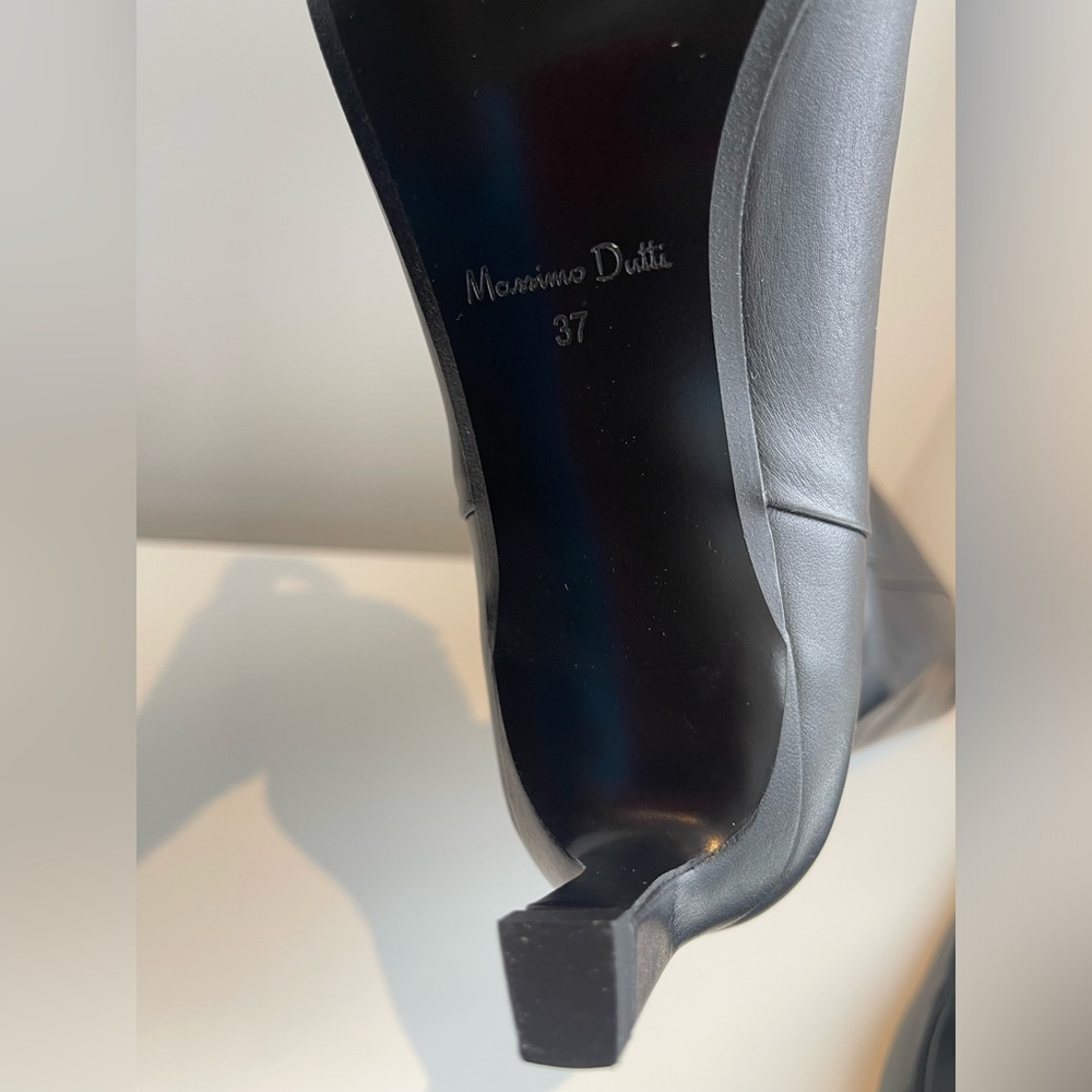 Massimo Dutti Black Leather Heeled Boots - Picture 5 of 8